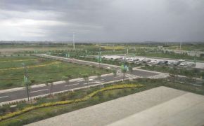 路橋一公司承建的烏蘭察布機場綠化、硬化工程